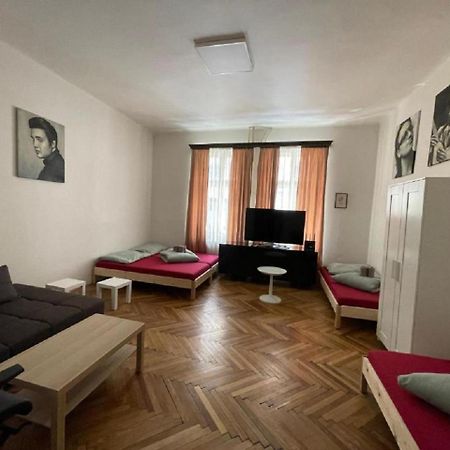 Red&Black Apartment City Centr, Na Hradbach 118 Ostrava Kültér fotó